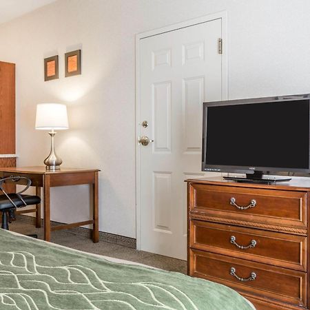 Comfort Inn & Suites Burlington Kültér fotó