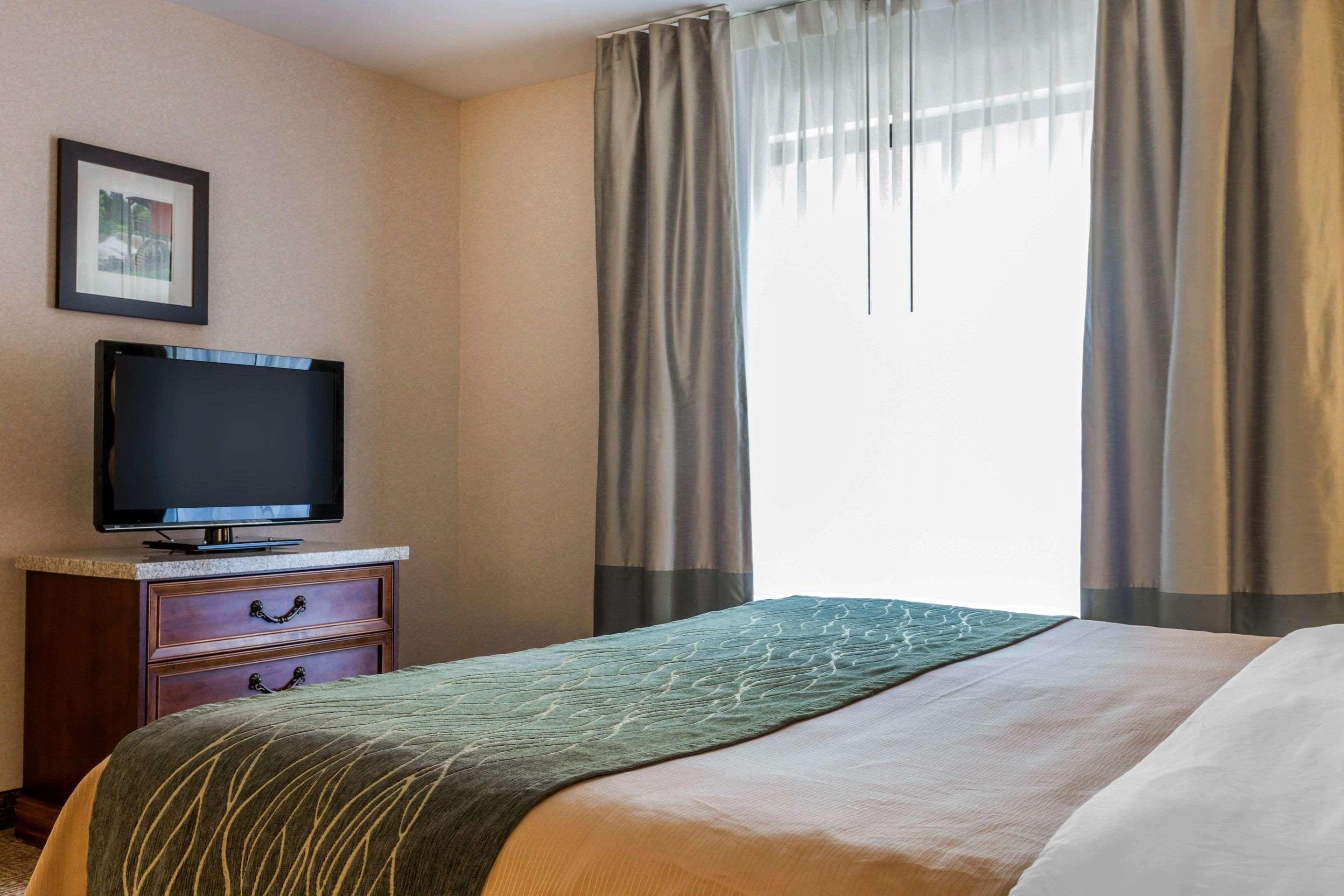 Comfort Inn & Suites Burlington Kültér fotó