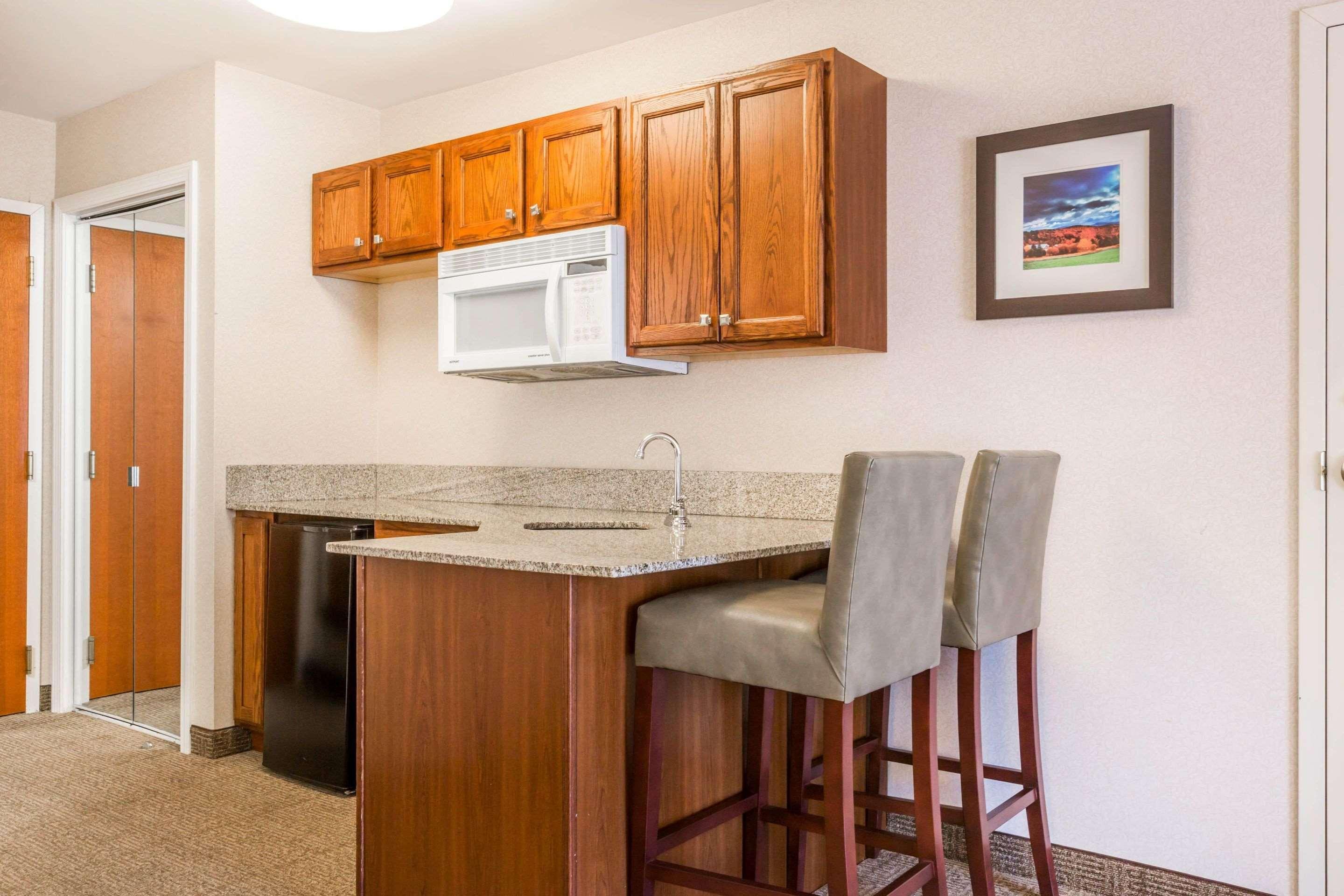 Comfort Inn & Suites Burlington Kültér fotó